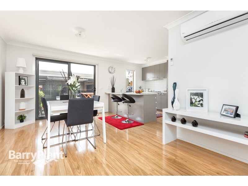 2/25 Orlando Cres, Keysborough VIC 3173