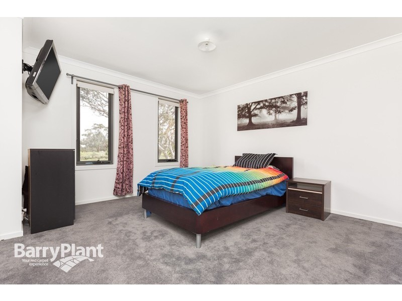 2/25 Orlando Cres, Keysborough VIC 3173