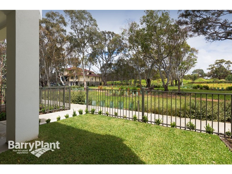 2/25 Orlando Cres, Keysborough VIC 3173