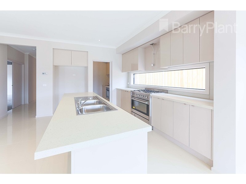 20 Petunia Drive, Keysborough VIC 3173