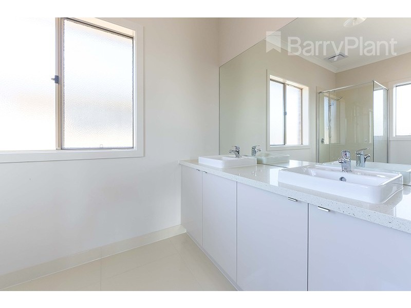 5 Grosvenor Street, Keysborough VIC 3173