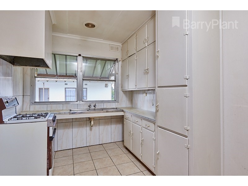 6 Orange Court, Doveton VIC 3177