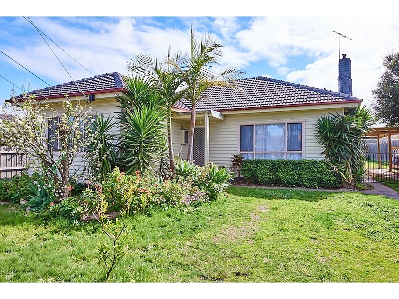 13 Wallace Avenue, Dandenong VIC 3175