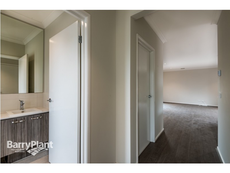 9 Petunia Drive, Keysborough VIC 3173