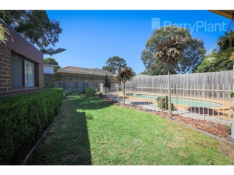 27 Kirribilli Avenue, Keysborough VIC 3173