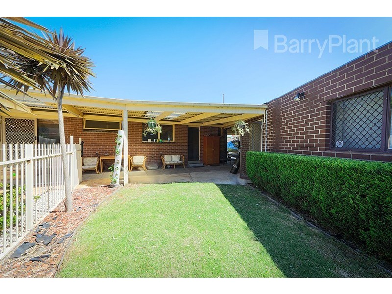 27 Kirribilli Avenue, Keysborough VIC 3173