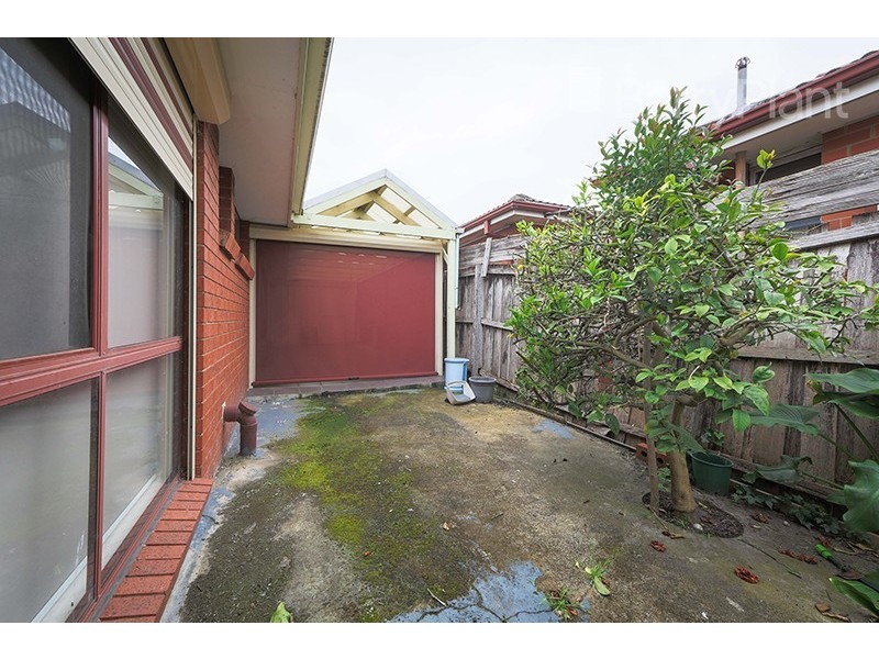 2/23 Bowmore Road, Noble Park VIC 3174