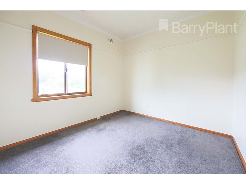 6 Vincent Cres, Noble Park VIC 3174