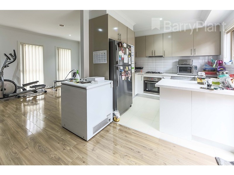 1/37 Ellt Cres, Noble Park VIC 3174