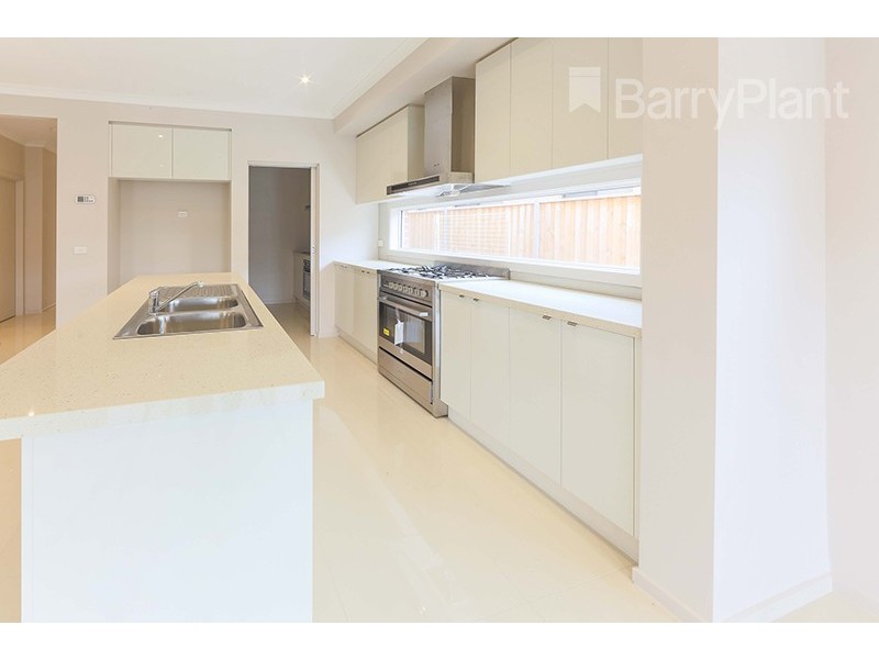 14 Petunia Drive, Keysborough VIC 3173