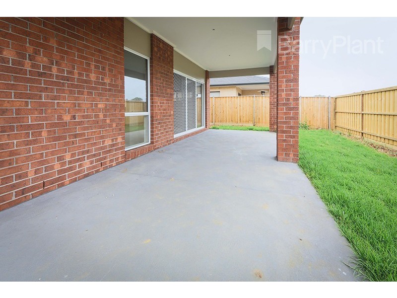 14 Petunia Drive, Keysborough VIC 3173
