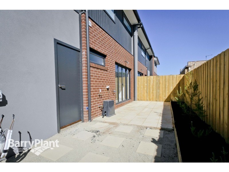 2/40 Stuart Street, Noble Park VIC 3174