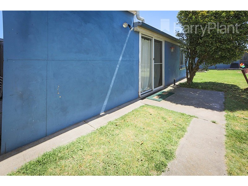 90 Liege Ave, Noble Park VIC 3174