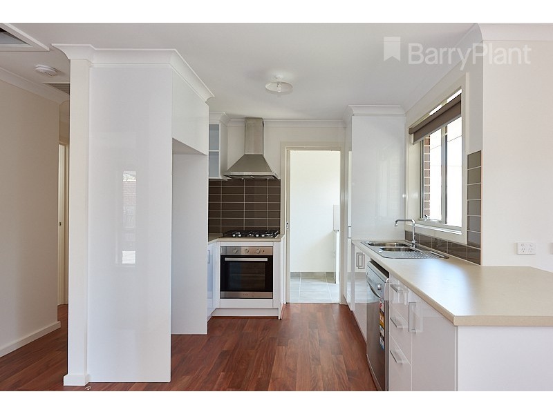 4/13 Athol Road, Noble Park VIC 3174