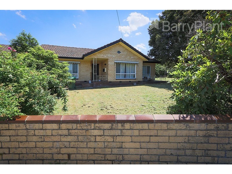 11 Princes Hwy, Pakenham VIC 3810