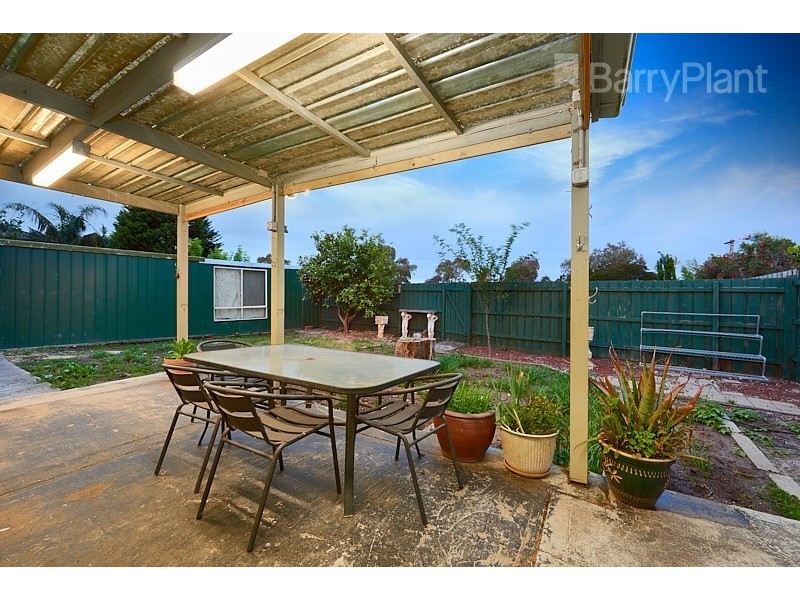 23 Brett Drive, Keysborough VIC 3173