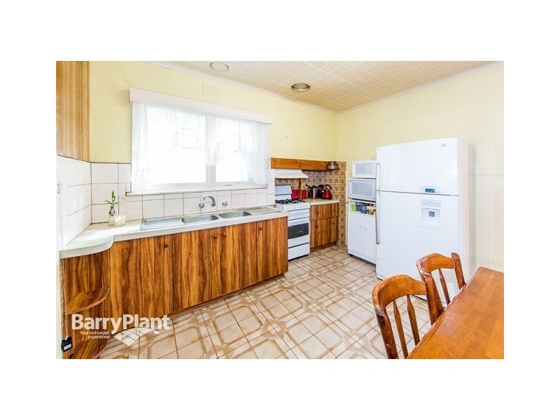 5 Sadie Court, Noble Park VIC 3174