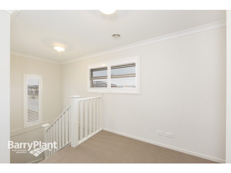 7 La Grange Mews, Keysborough VIC 3173