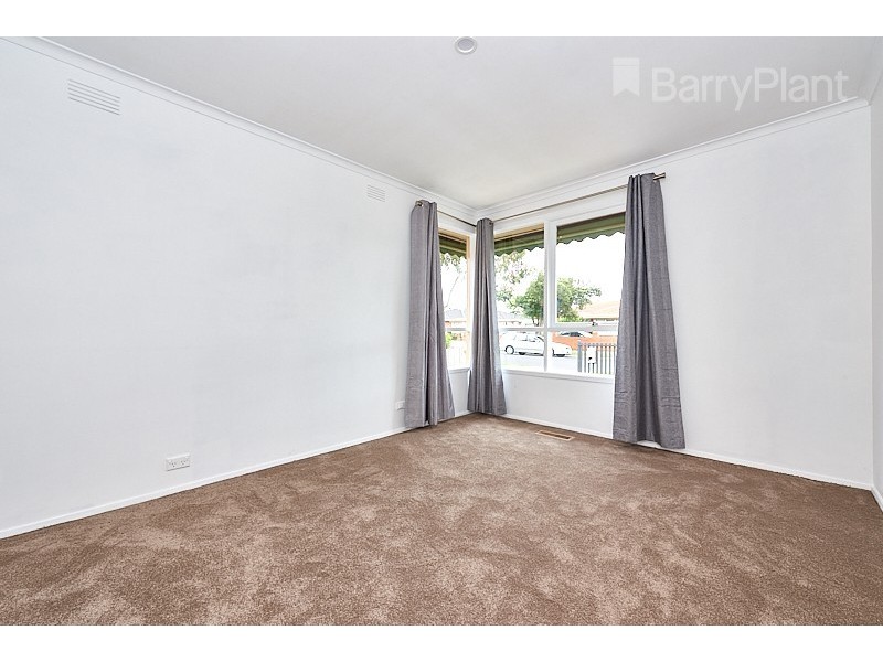 10 Nicholas Street, Keysborough VIC 3173