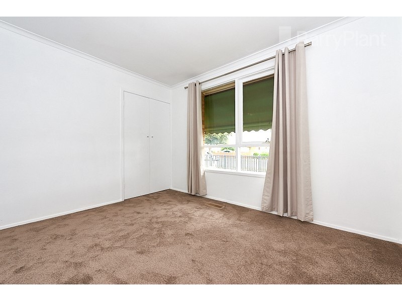 10 Nicholas Street, Keysborough VIC 3173