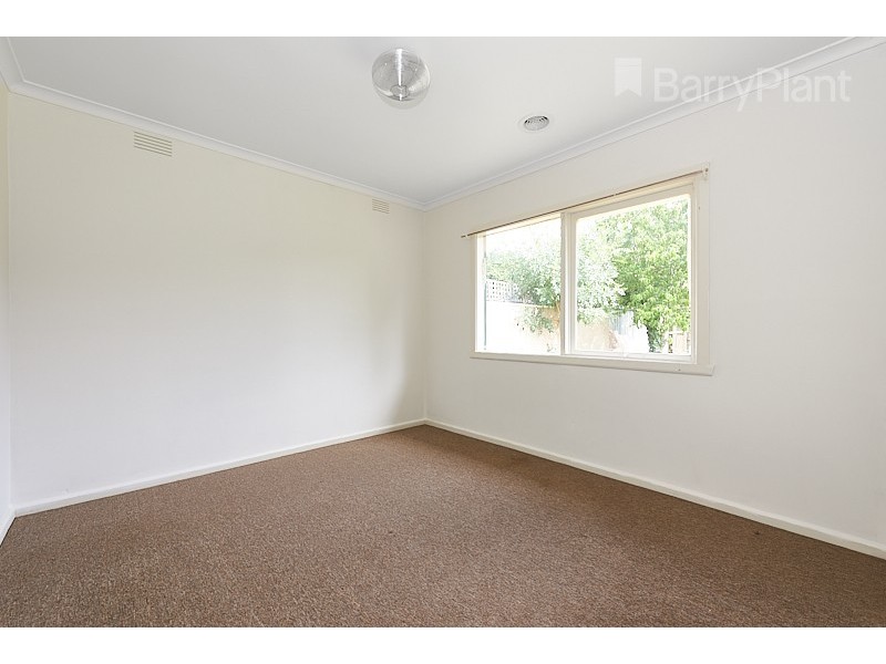 27 Garside Street, Dandenong VIC 3175