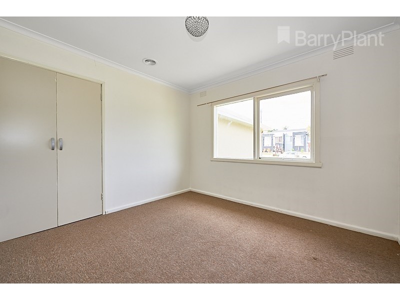27 Garside Street, Dandenong VIC 3175