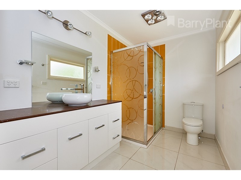 27 Garside Street, Dandenong VIC 3175