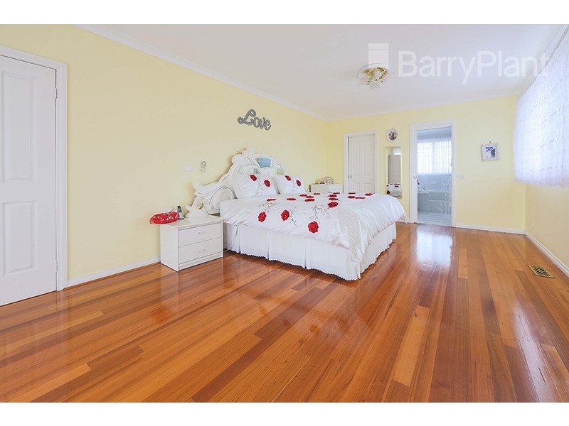 264 Cheltenham Road, Keysborough VIC 3173