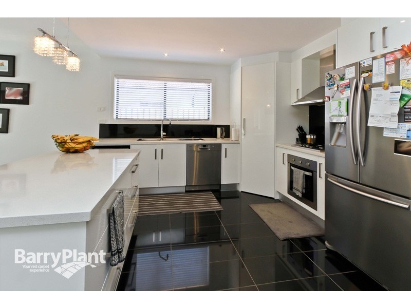 1/6 Jasper Street, Noble Park VIC 3174