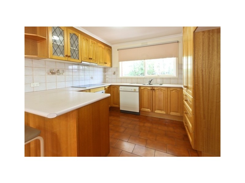 8 Murray Close, Noble Park VIC 3174