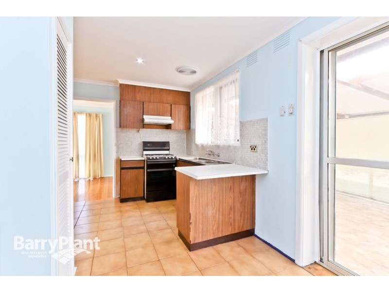 5 Tillbrook Court, Noble Park North VIC 3174