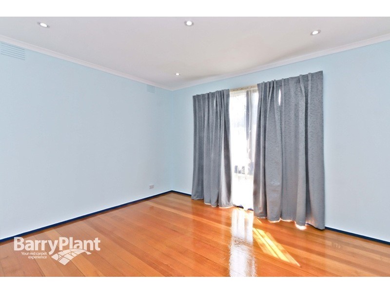 5 Tillbrook Court, Noble Park North VIC 3174