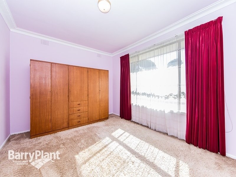 28 Wimpole Street, Noble Park North VIC 3174