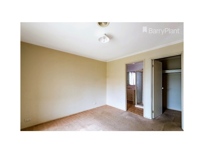 11 Menzies Close, Narre Warren South VIC 3805