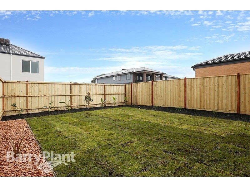 41 Solsbury Crescent, Keysborough VIC 3173