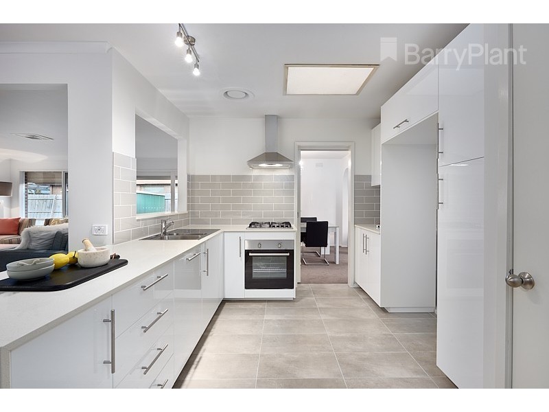 3 Lugarno Court, Keysborough VIC 3173