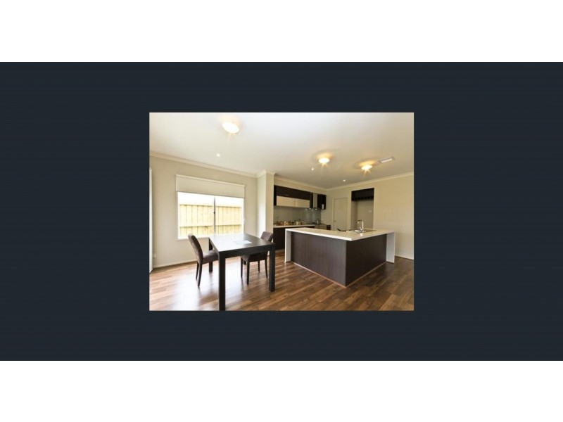 18 Lowell Drive, Keysborough VIC 3173