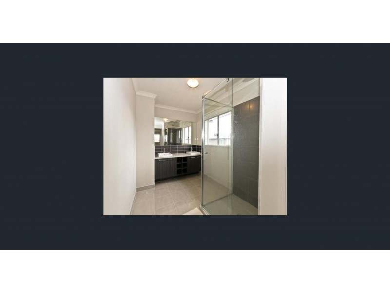 18 Lowell Drive, Keysborough VIC 3173