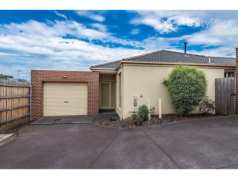3/4 Doveton Avenue, Eumemmerring VIC 3177