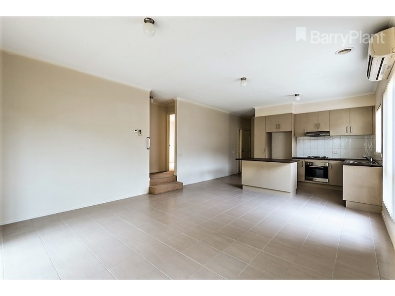 3/4 Doveton Avenue, Eumemmerring VIC 3177