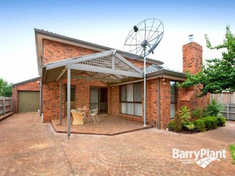74 Bellbrook Drive, Dandenong North VIC 3175