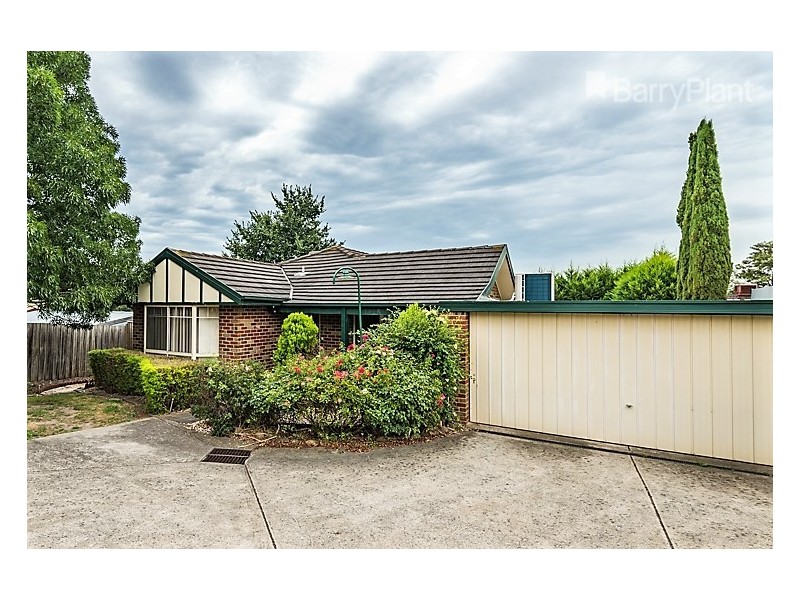 31/8 Monteith Cres, Endeavour Hills VIC 3802