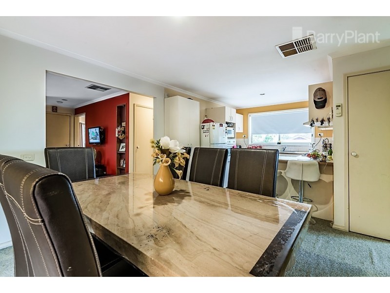 31/8 Monteith Cres, Endeavour Hills VIC 3802