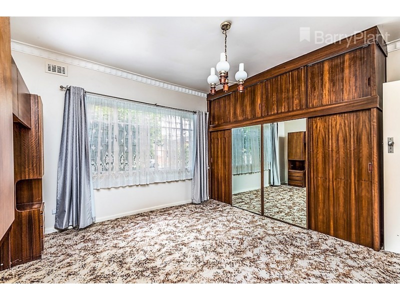 1 Dunblane Road, Noble Park VIC 3174