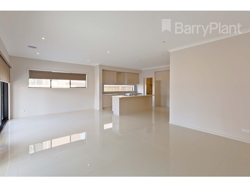 11 Grosvenor Street, Keysborough VIC 3173