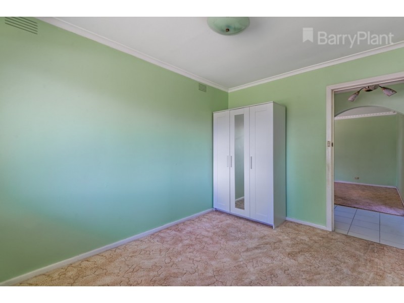 12 Prior Road, Noble Park VIC 3174