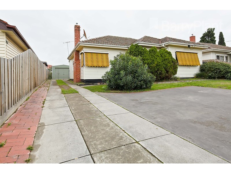 28 Gladstone Road, Dandenong VIC 3175