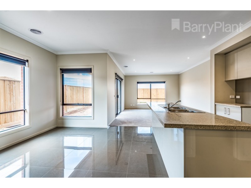 48 Chi Avenue, Keysborough VIC 3173