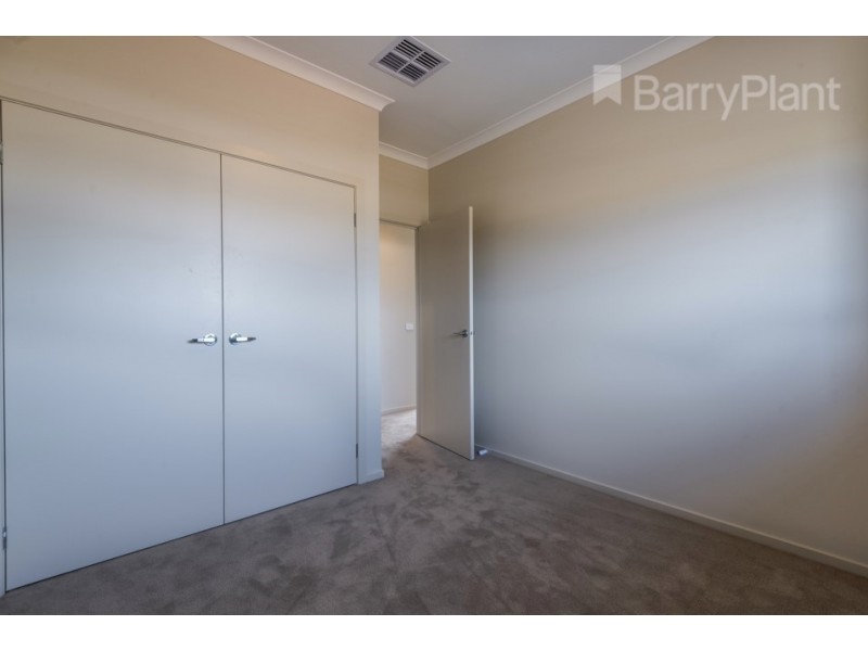 48 Chi Avenue, Keysborough VIC 3173