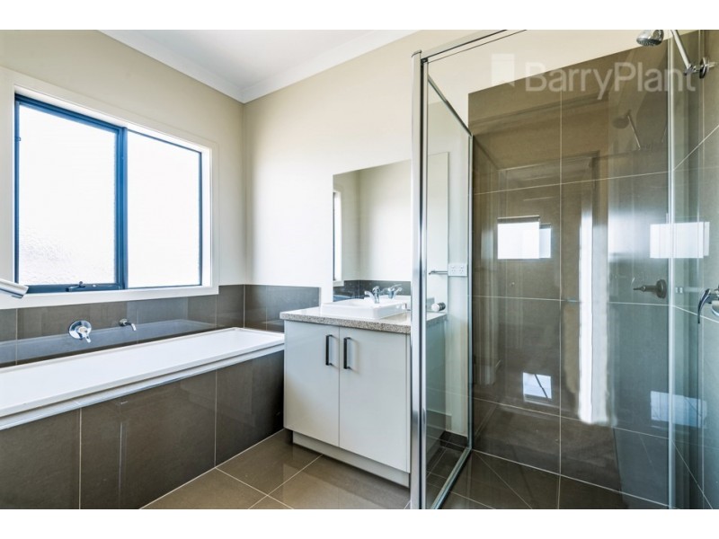 48 Chi Avenue, Keysborough VIC 3173